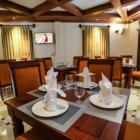לואנג פרבאנג Houngvilai Hotel מראה חיצוני תמונה